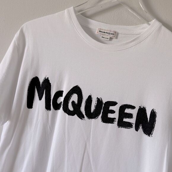 ⭕️ ALEXANDER MCQUEEN Graffiti T-Shirt White Medium - Picture 1 of 6